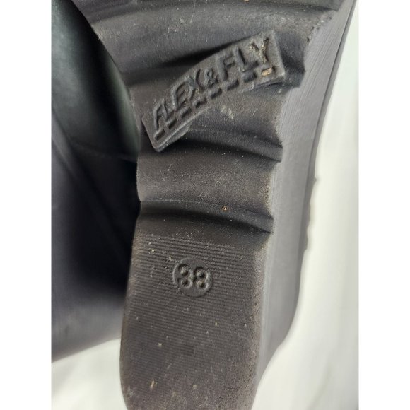 Keys Vera Pelle Women's Sz. 38 Black Leather Side Zip Wedge Ankle Booties - Picture 10 of 10